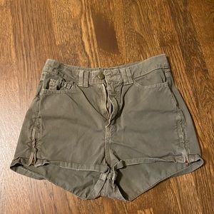American apparel olive green shorts (26/27)